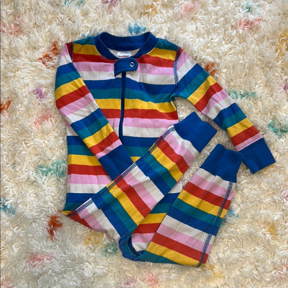 Hanna Andersson Blue and Red Pajama Set with Bold Stripes